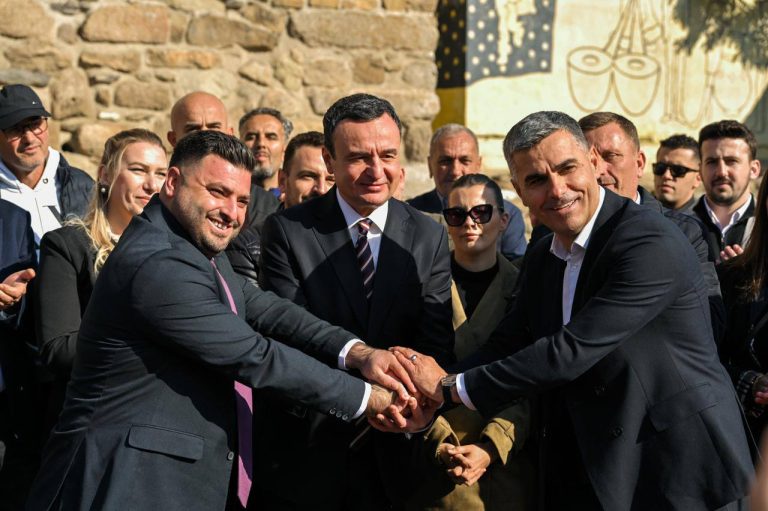 Koalicioni në Vushtrri pa miratimin e LDK-së, Meholli i LVV-së publikon 25 foto: Faleminderit Tahirit për gatishmërinë plot vullnet