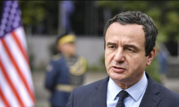 SHBA ia bën të qartë se ai është problemi, Kurti përpiqet t’i mbajë gjallë raportet duke takuar atje “parlamentarë” amerikanë