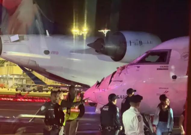 Përplasen gjatë fluturimit dy avionë në New York, krahu i njërit prej tyre shkëputet